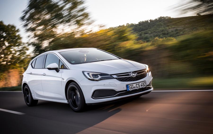 Opel Astra OPC Line Sport (K) 2016 года  (фото 7 из 31)